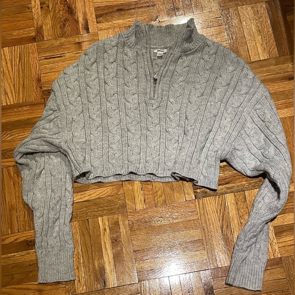 Garage Cropped Sweater - Picture 1 of 2